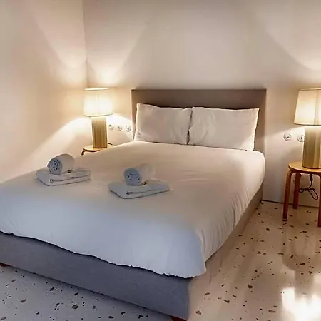 A Escada - Alfama Design Апартаменты *