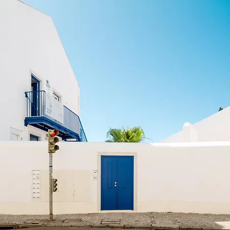 Alfama Modern Flats * ליסבון