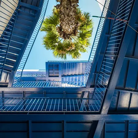 Alfama Modern Flats * ליסבון