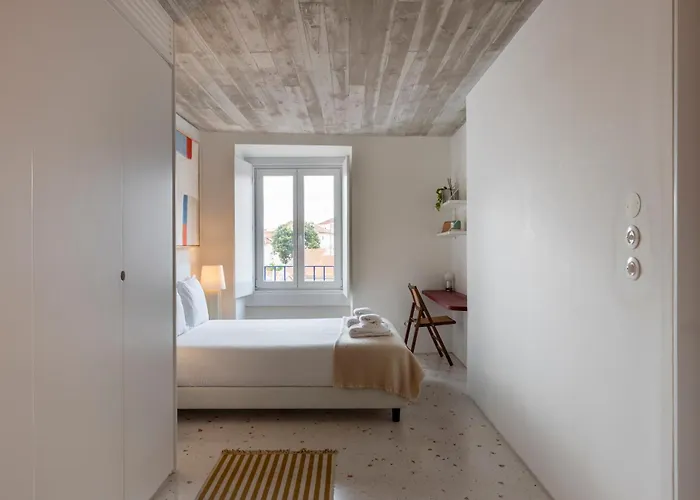 A Escada - Alfama Design *